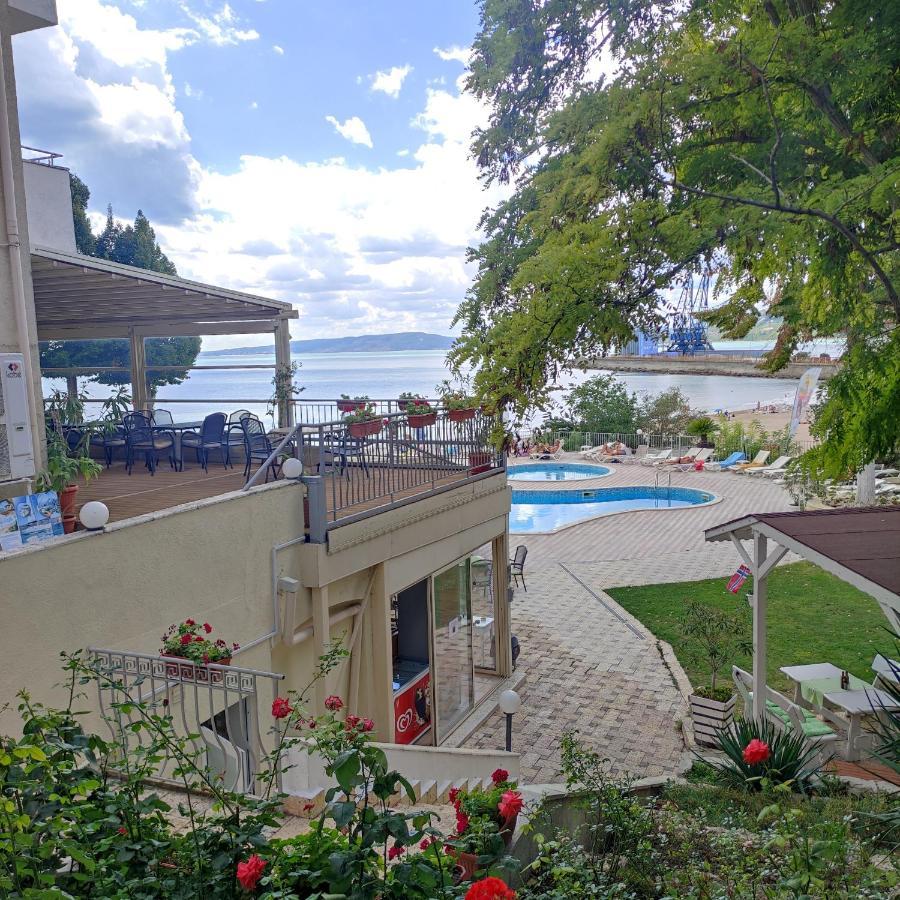 Helios Hotel บัลชิค ภายนอก รูปภาพ